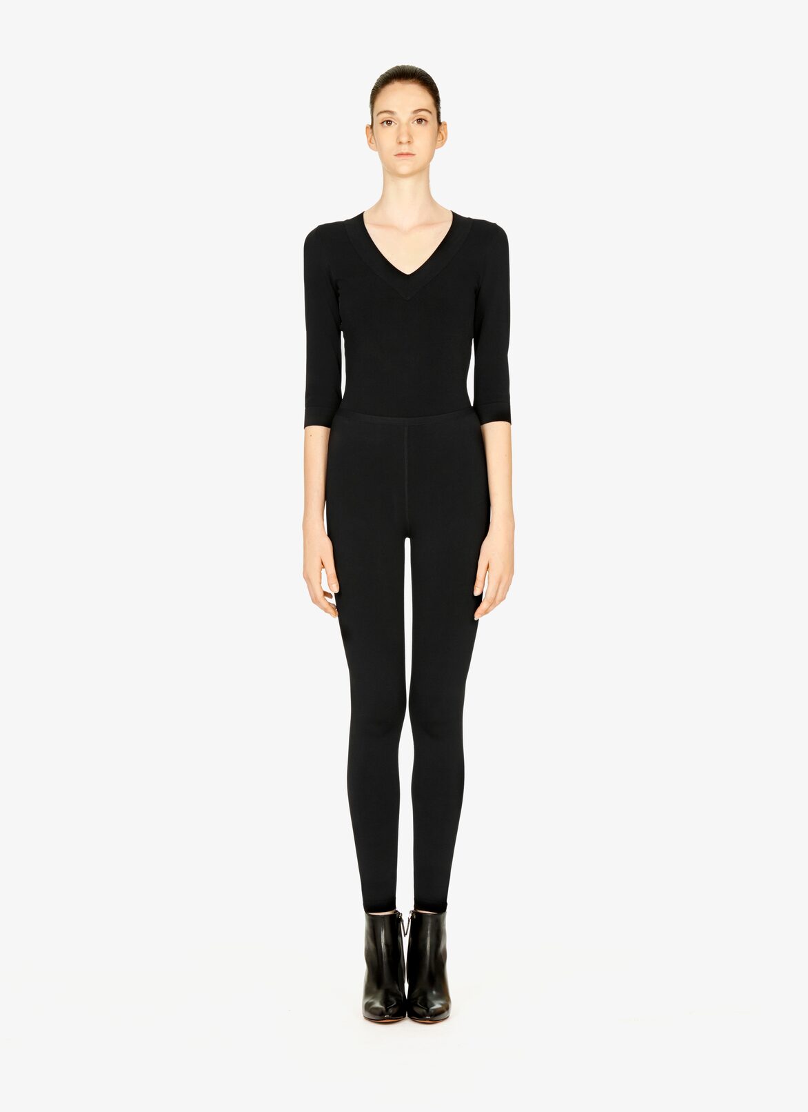 LOW BOOTS  ALAÏA BLACK LOW BOOTS